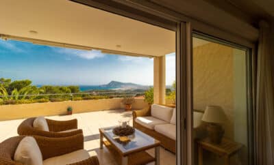 Ref 151) 3 bedrooms and 3 bathrooms plus a incredible view