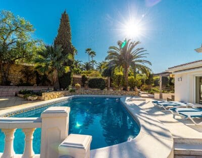 Ref:142) Spacious luxury villa with sea views ( 3 bed and 3 bathrooms)