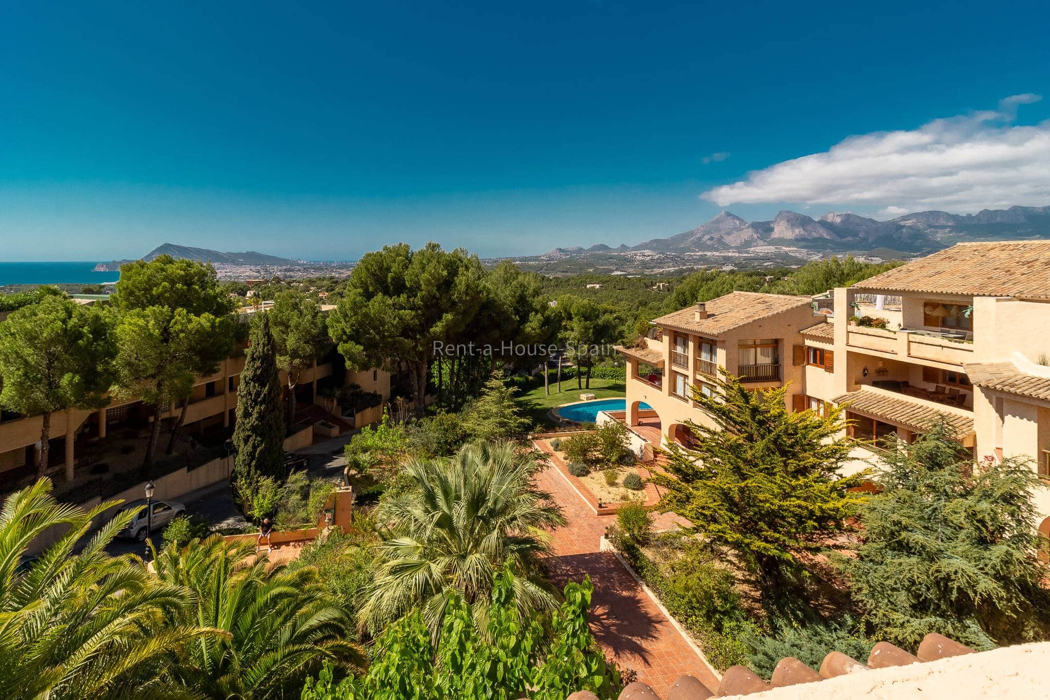 Ref 101) Overlooking the sea by Altea and Albir