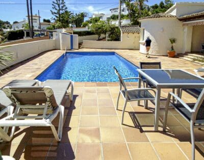 Ref:121)Casa Ronald luxury on his best with some sea view, good beds, nice interieur